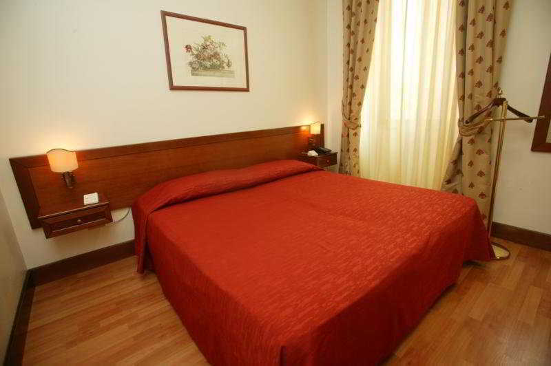 Grazioli Hotel 4*